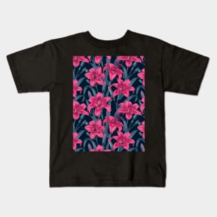 Pink lily flowers Kids T-Shirt